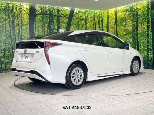 Toyota PRIUS 2017-03 393354-17