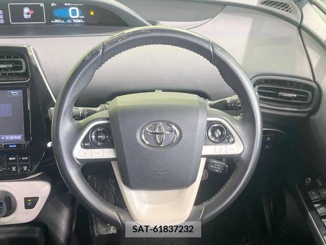 Toyota PRIUS 2017-03 393354-11