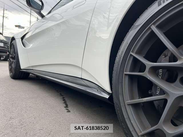 Aston Martin Aston Martin 2022-03 326584-16