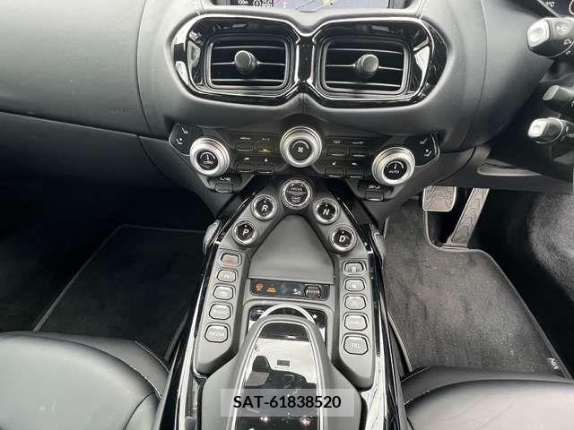 Aston Martin Aston Martin 2022-03 326584-9