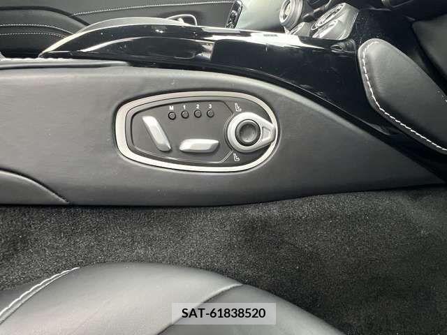 Aston Martin Aston Martin 2022-03 326584-8