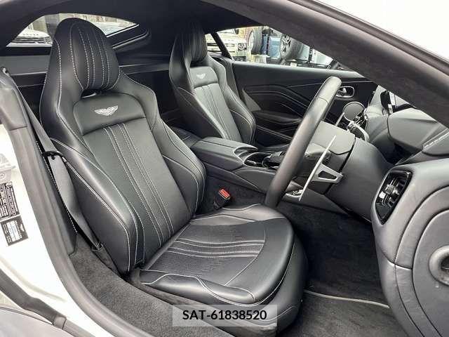 Aston Martin Aston Martin 2022-03 326584-6