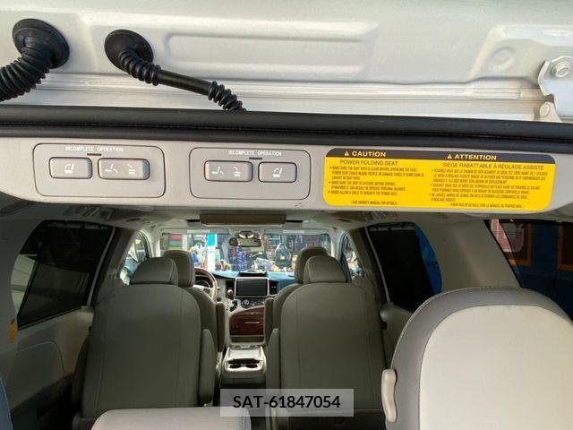 Toyota SIENNA 2021-07 201434-17