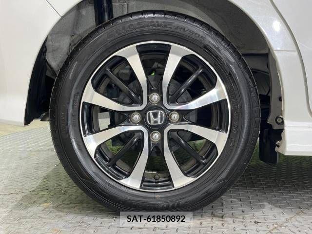 Honda N BOX 2020-01 278678-19