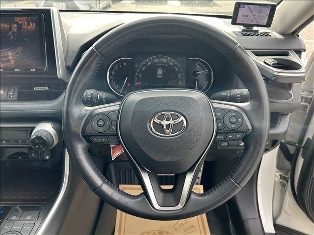 Toyota RAV4 2019-08 187093-1