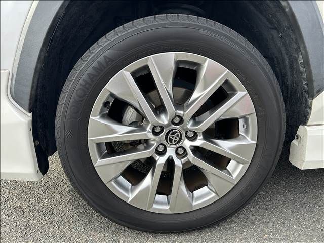 Toyota RAV4 2019-08 187093-19