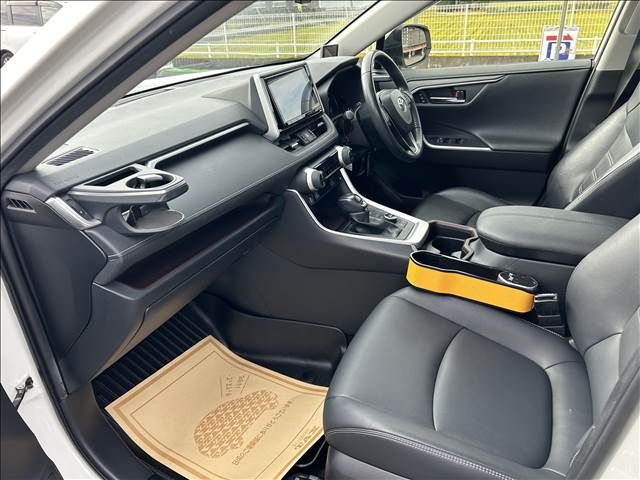 Toyota RAV4 2019-08 187093-4