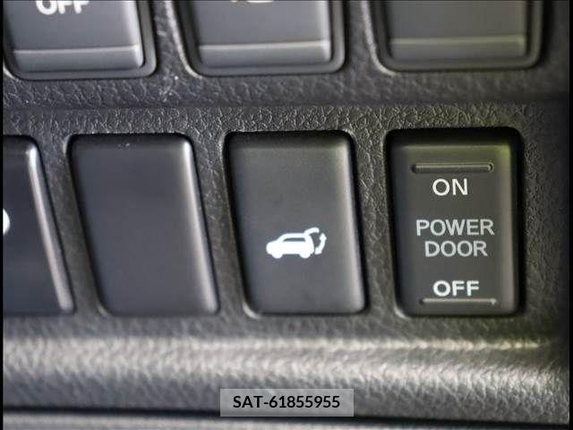 Nissan ELGRAND 2016-06 207860-15