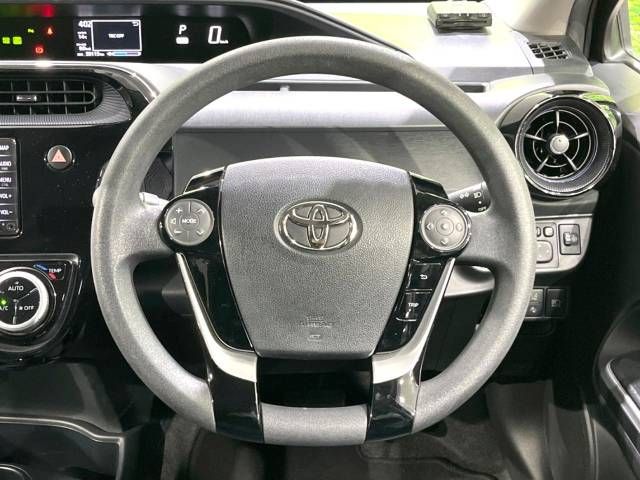 Toyota AQUA 2019-11 194452-11