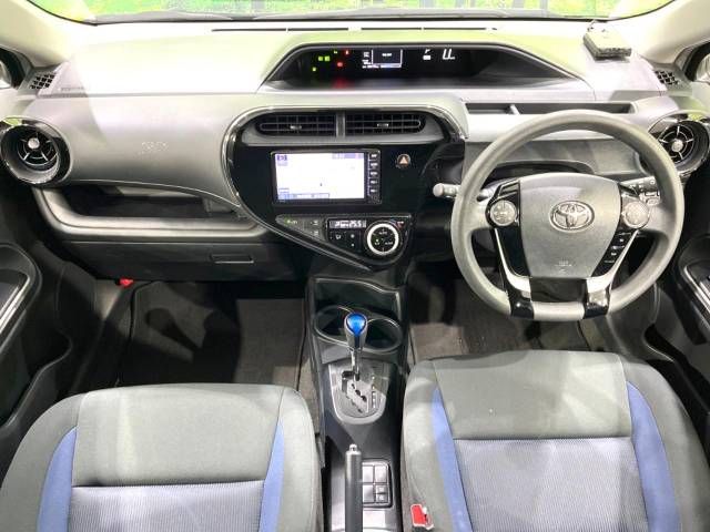 Toyota AQUA 2019-11 194452-1