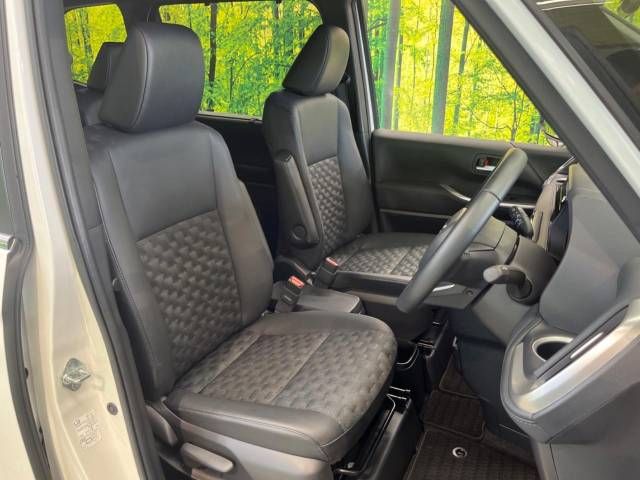 Toyota VOXY 2022-12 8923-7