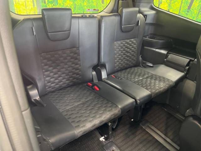 Toyota VOXY 2022-12 8923-9