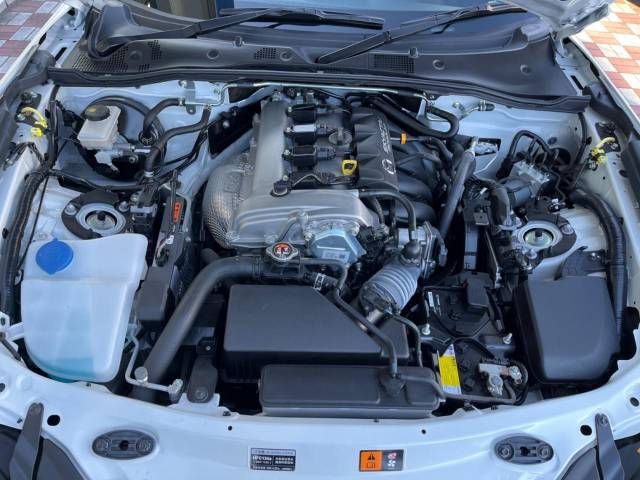 Mazda ROADSTER 2018-03 186561-18