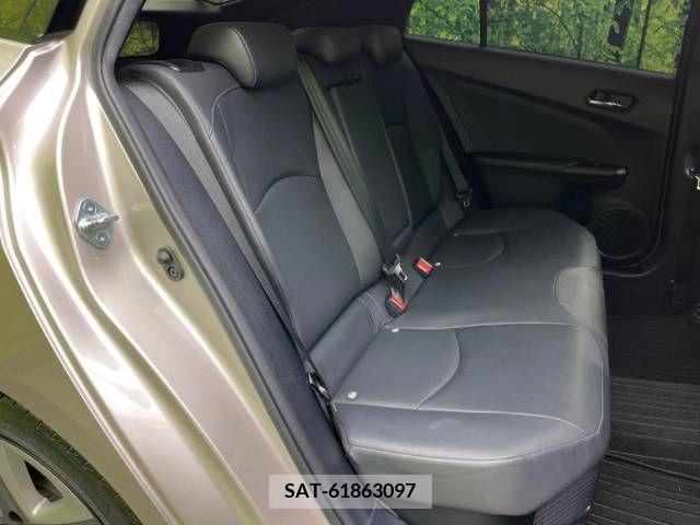 Toyota PRIUS 2016-03 336484-9