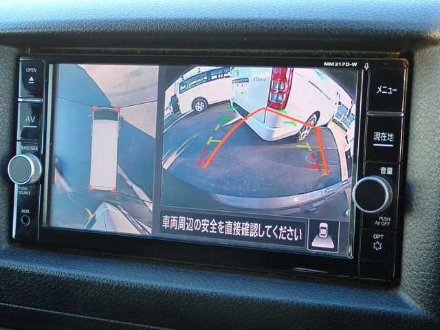 Nissan NV350 Caravan 2017-08 193778-15