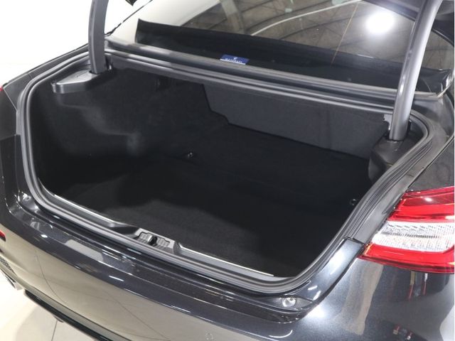 Maserati QUATTROPORTE 2018-07 6641-28