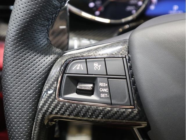 Maserati QUATTROPORTE 2018-07 6641-22