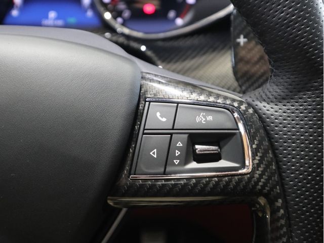 Maserati QUATTROPORTE 2018-07 6641-23