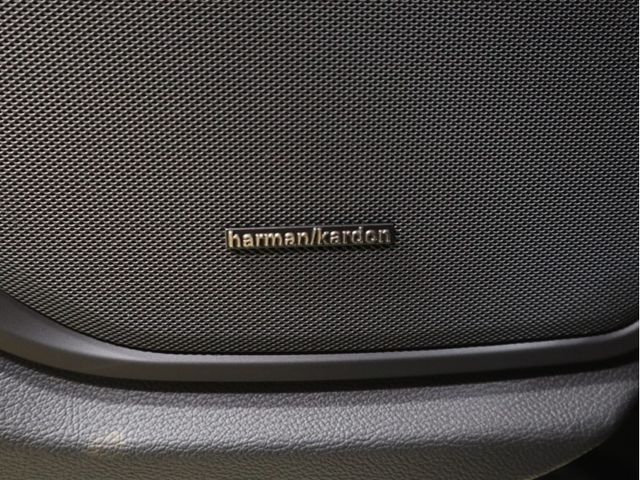 Maserati QUATTROPORTE 2018-07 6641-25