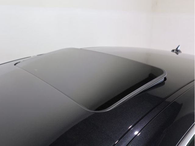 Maserati QUATTROPORTE 2018-07 6641-20