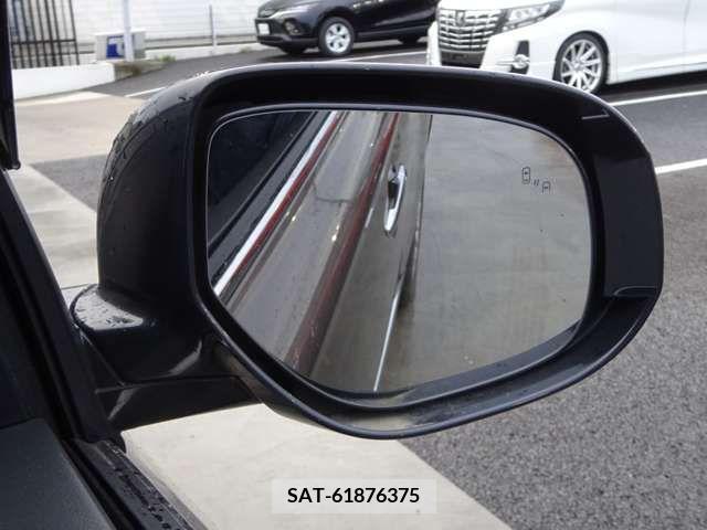 Mitsubishi OUTLANDER PHEV 2019-01 281131-12