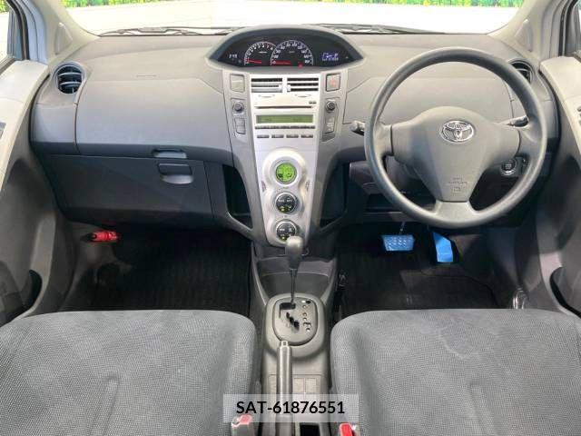 Toyota VITZ 2005-11 370137-1