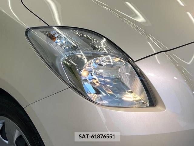 Toyota VITZ 2005-11 370137-11