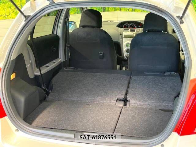 Toyota VITZ 2005-11 370137-9