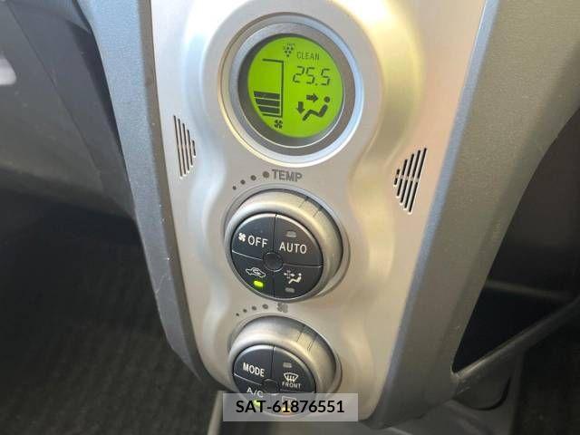Toyota VITZ 2005-11 370137-3
