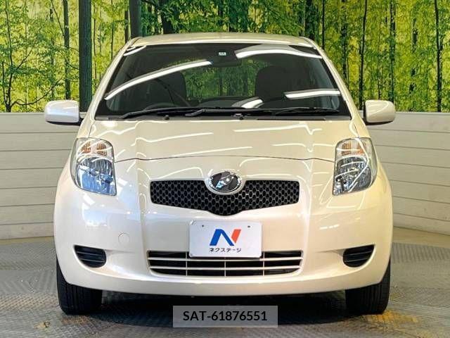 Toyota VITZ 2005-11 370137-13