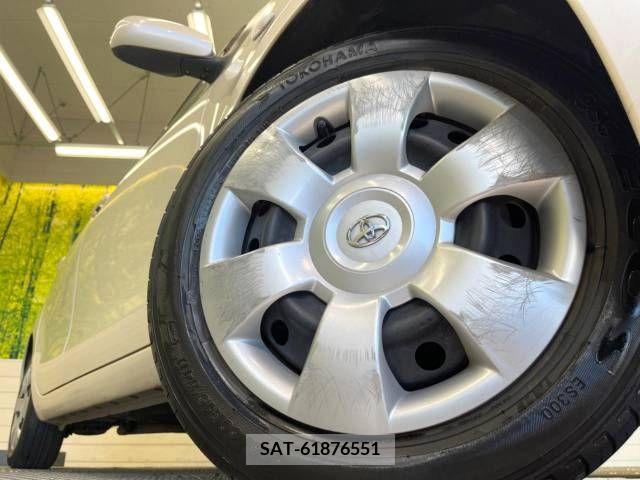 Toyota VITZ 2005-11 370137-12