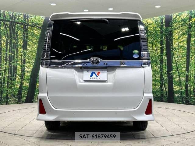 Toyota VOXY 2019-09 220261-16