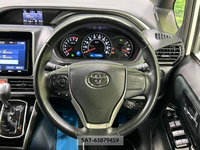 Toyota VOXY 2019-09 220261-12