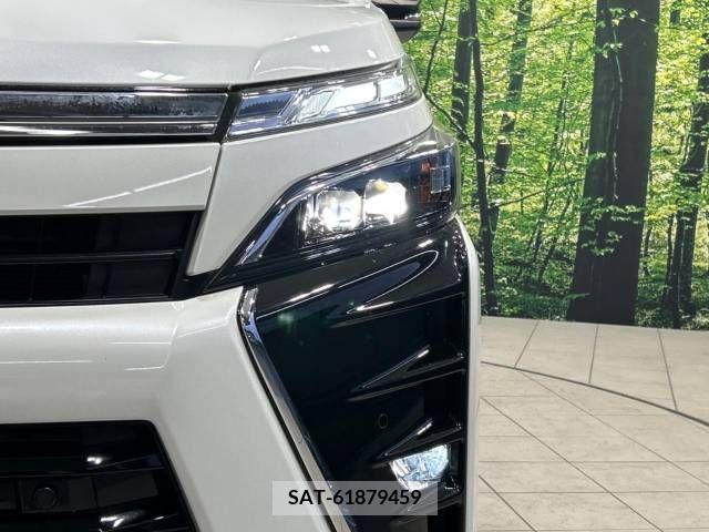 Toyota VOXY 2019-09 220261-13