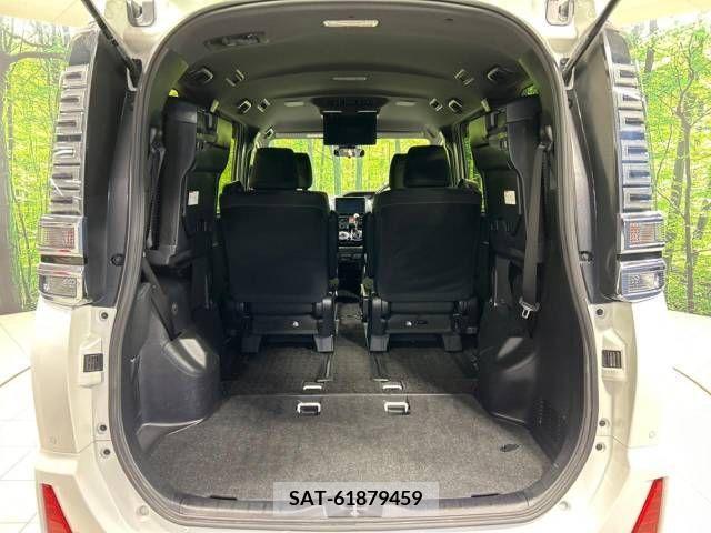 Toyota VOXY 2019-09 220261-11