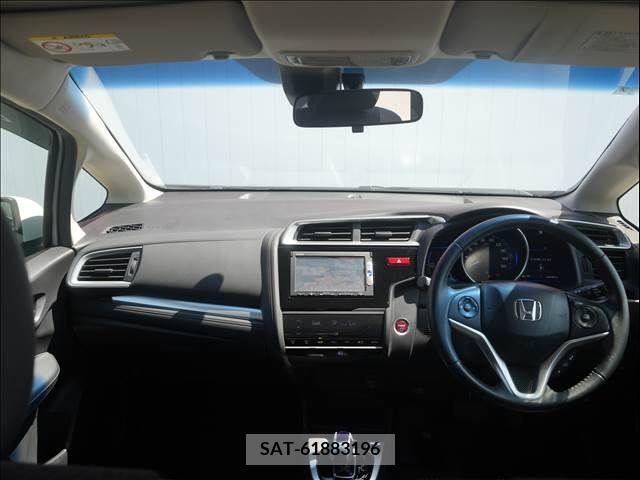 Honda FIT HYBRID 2015-03 360260-1