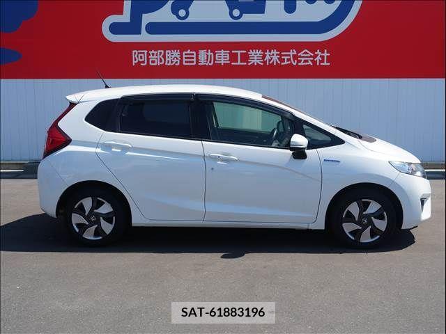 Honda FIT HYBRID 2015-03 360260-4