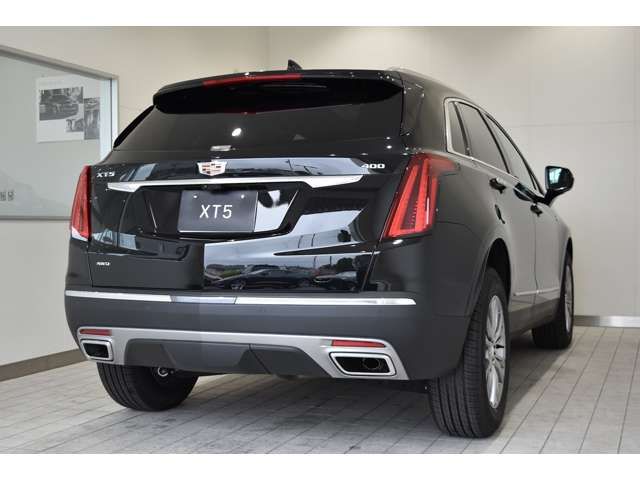 Cadillac XT5 2023-03 12159-7