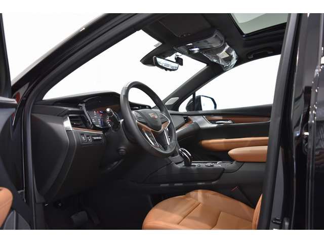 Cadillac XT5 2023-03 12159-3