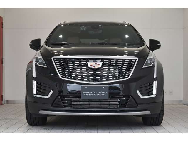 Cadillac XT5 2023-03 12159-1