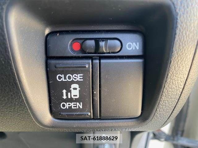 Honda N BOX 2015-04 253637-27