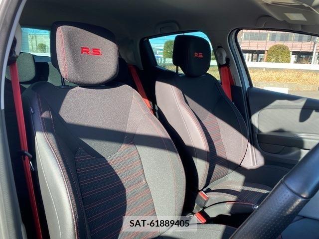 Renault LUTECIA 2019-12 283118-10