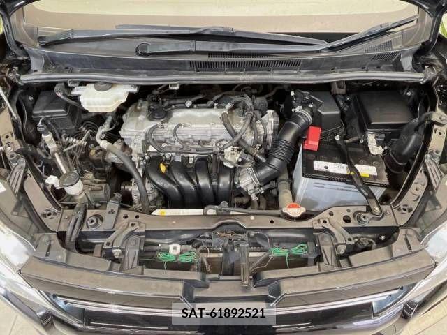 Toyota VOXY 2015-11 321465-19