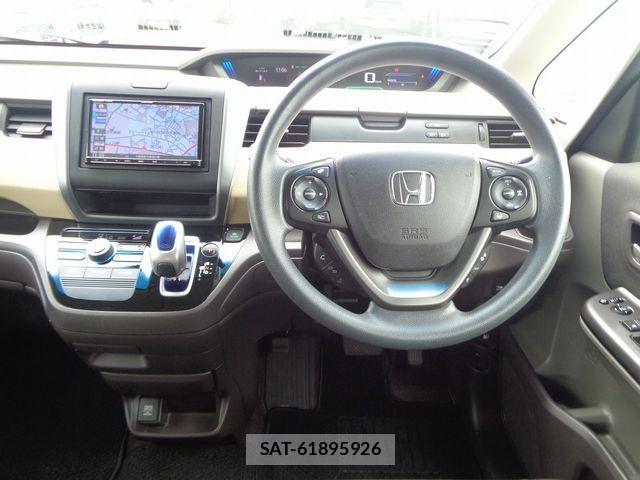 Honda FREED HYBRID 2018-09 446631-1