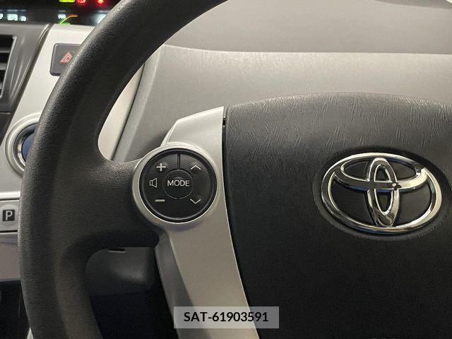 Toyota PRIUS ALPHA 2014-03 366797-19