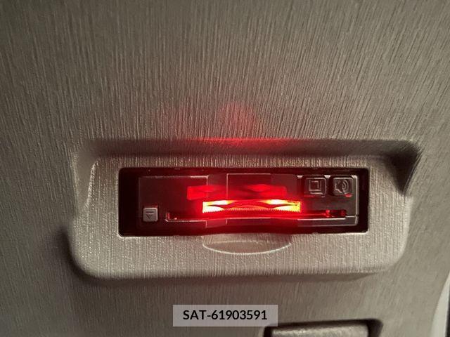Toyota PRIUS ALPHA 2014-03 366797-18