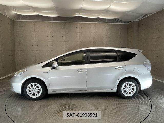 Toyota PRIUS ALPHA 2014-03 366797-7