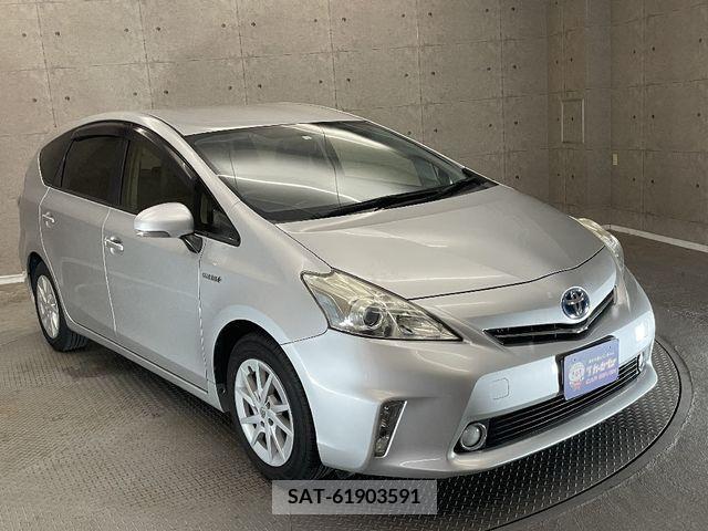Toyota PRIUS ALPHA 2014-03 366797-4