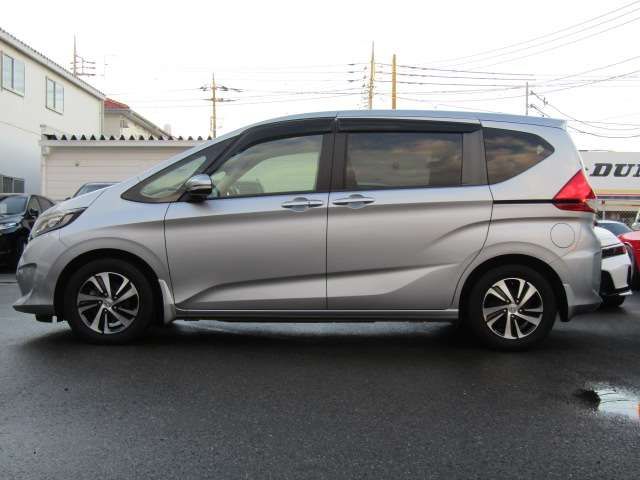Honda FREED 2017-11 10214-3