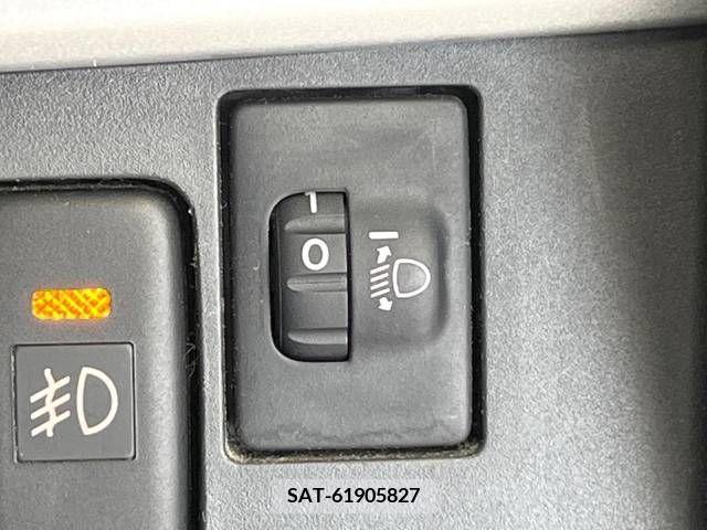 Daihatsu MOVE 2010-04 383571-5